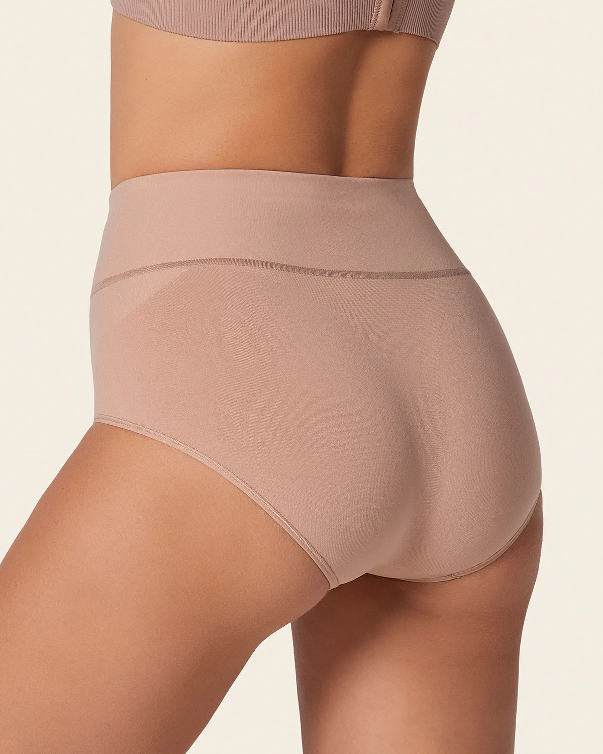 Braga faja moldeadora talle alto en SkinFuse - Image 41