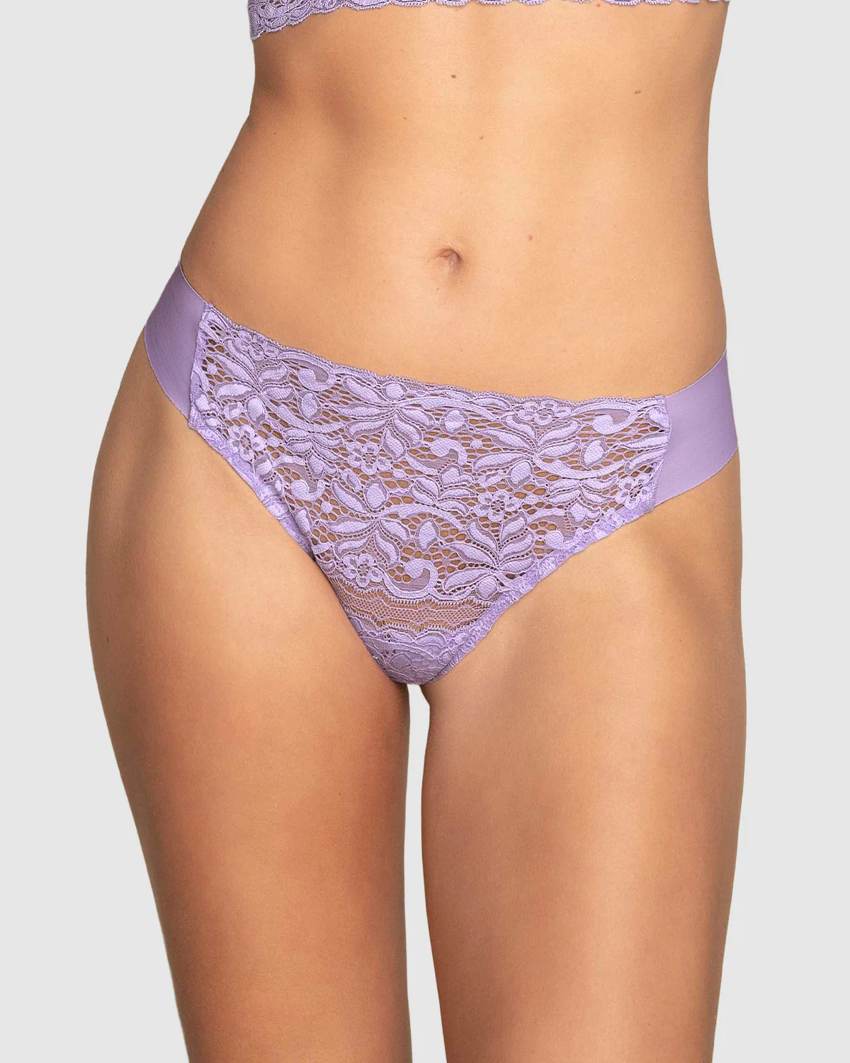 Brasileña con encaje frontal y tela invisible en glúteos - Image 15