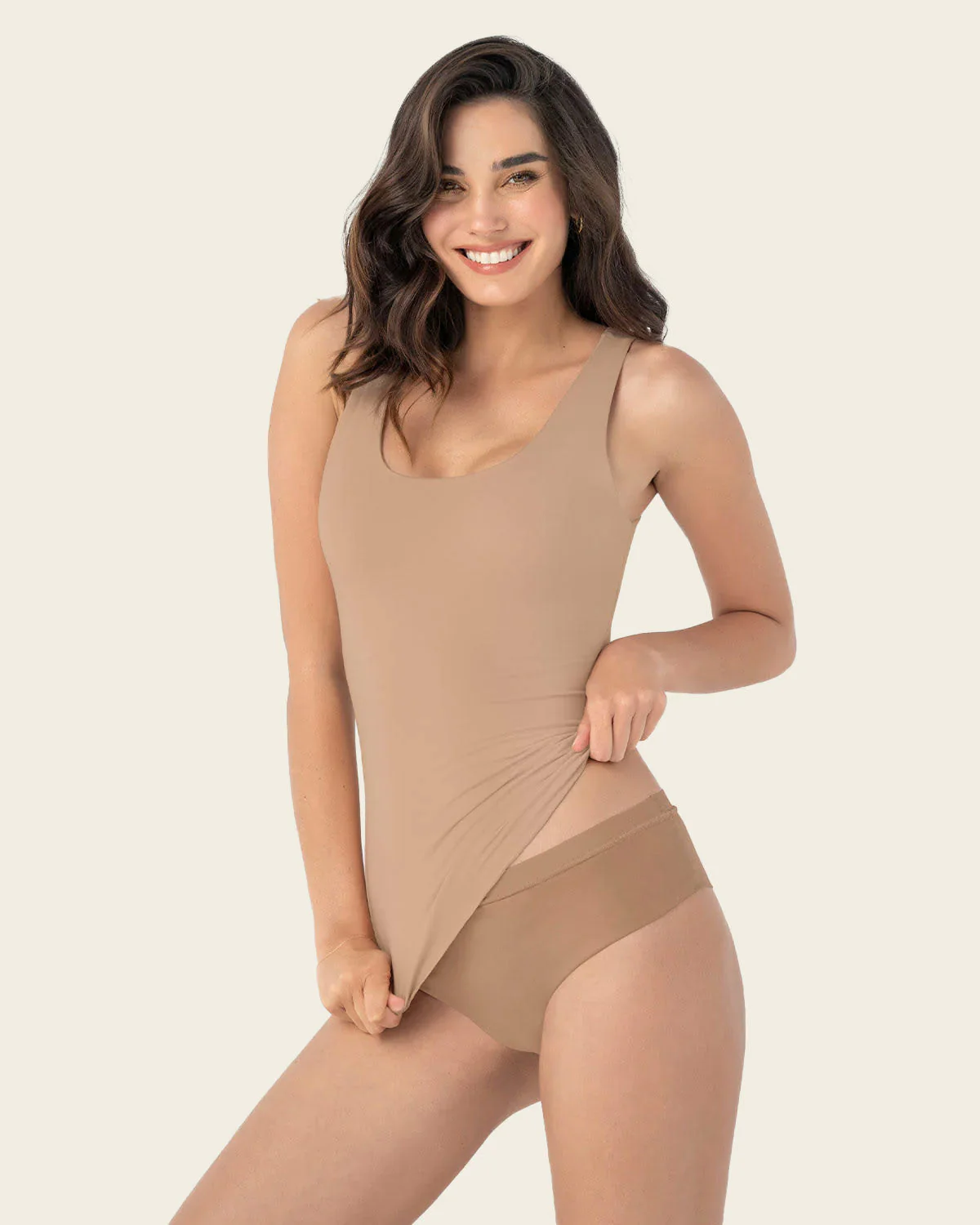 Camiseta moldeadora con doble capa en abdomen - Image 7