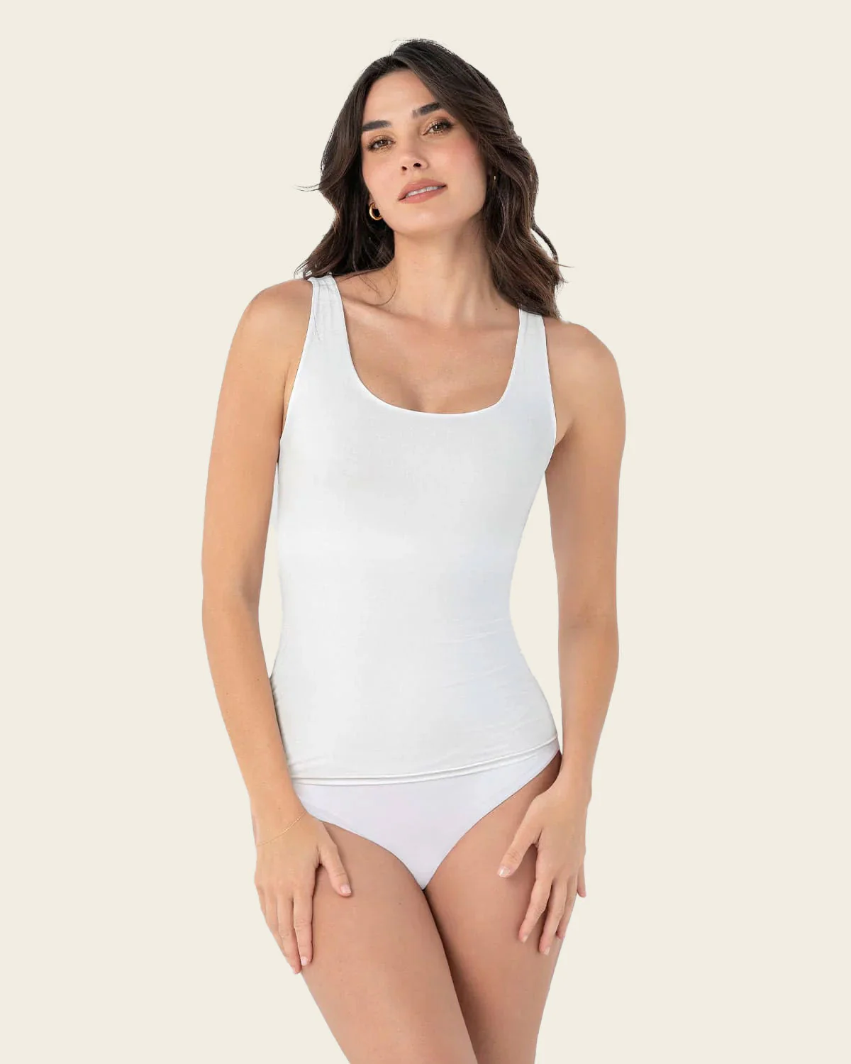 Camiseta moldeadora con doble capa en abdomen - Image 9