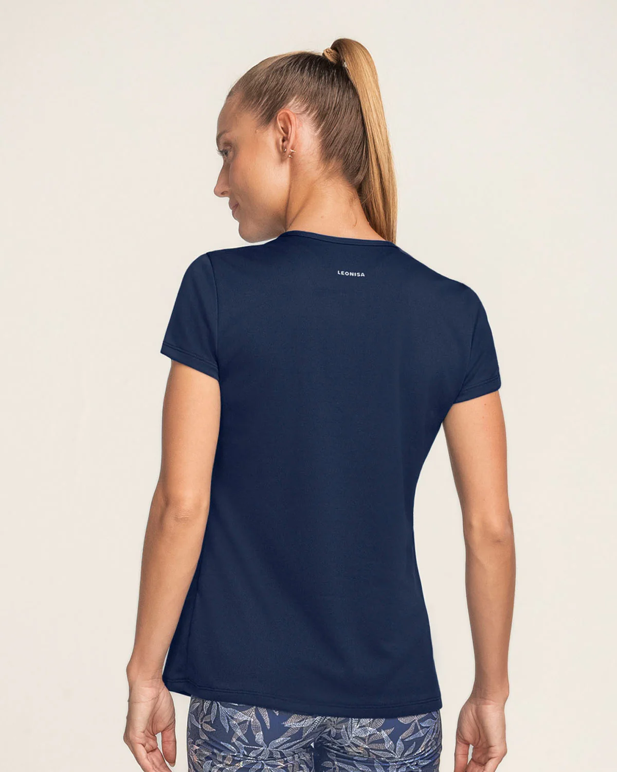 Camiseta deportiva de secado rápido y silueta semiajustada - Image 23