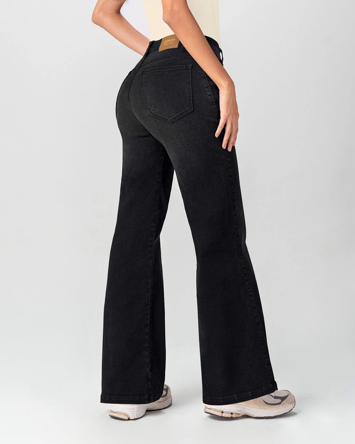 Jean bota ancha esencial para mujer - Image 14