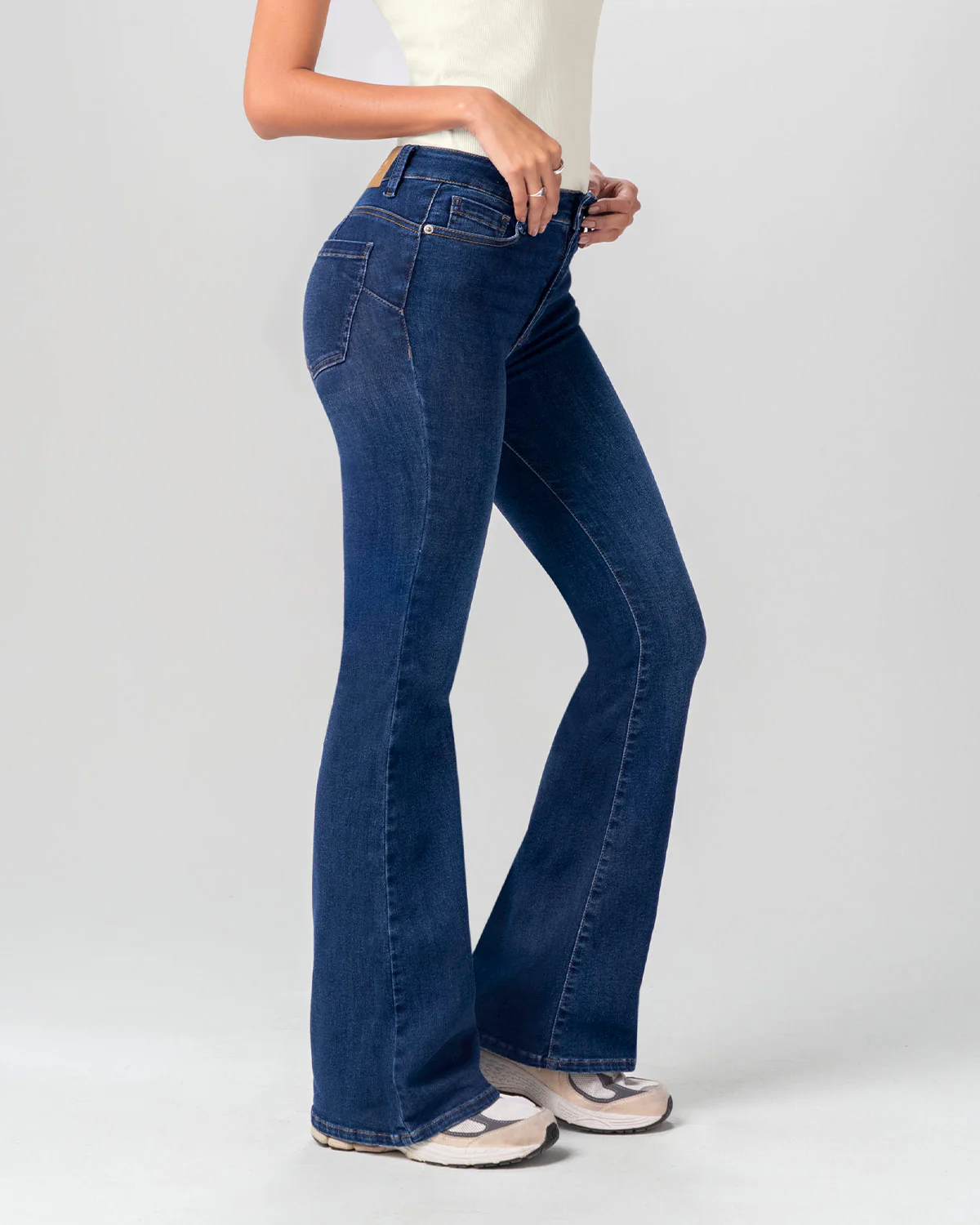 Jean levanta glúteos bota flare - Image 3