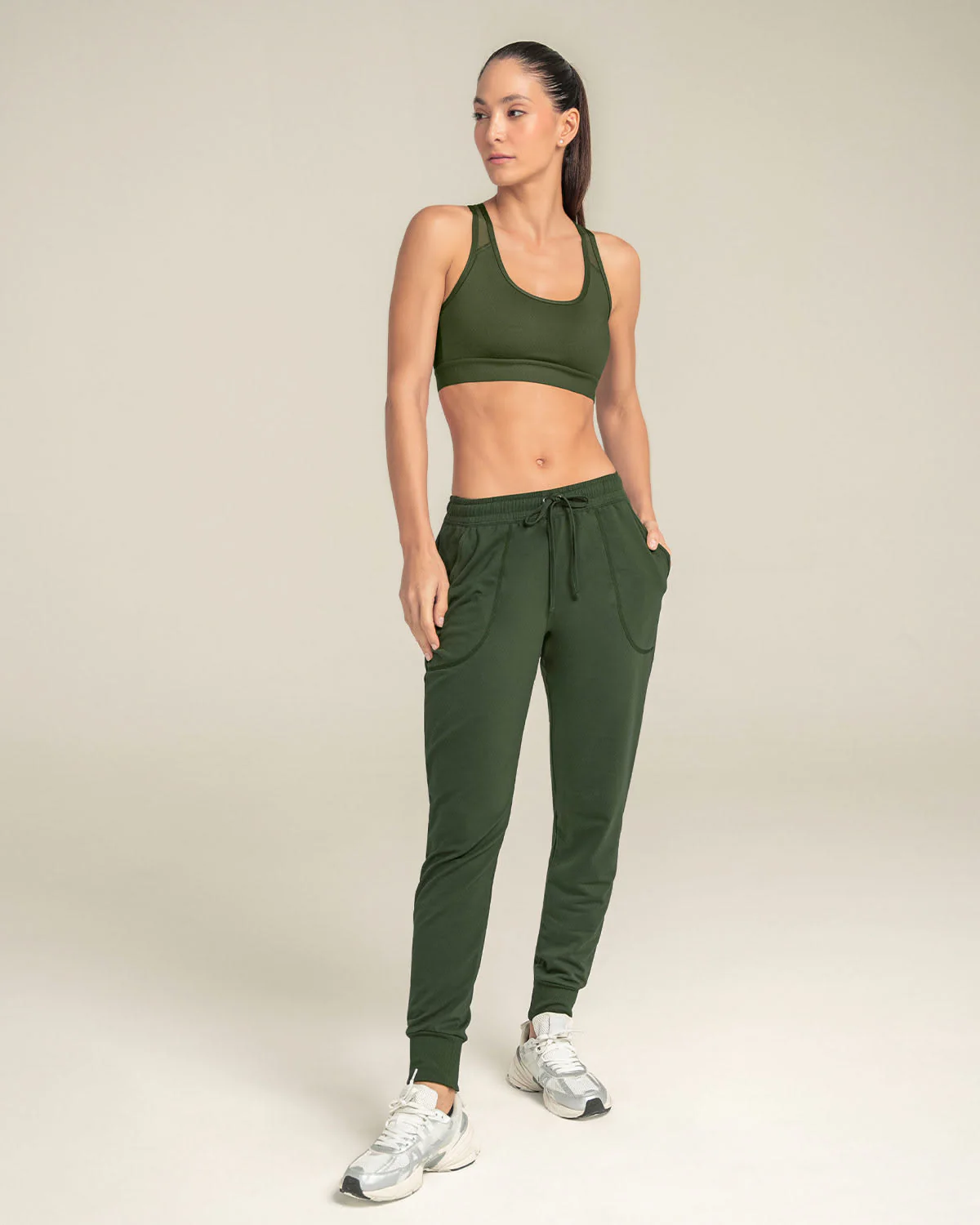 Jogger deportivo de silueta amplia con bolsillos - Image 21