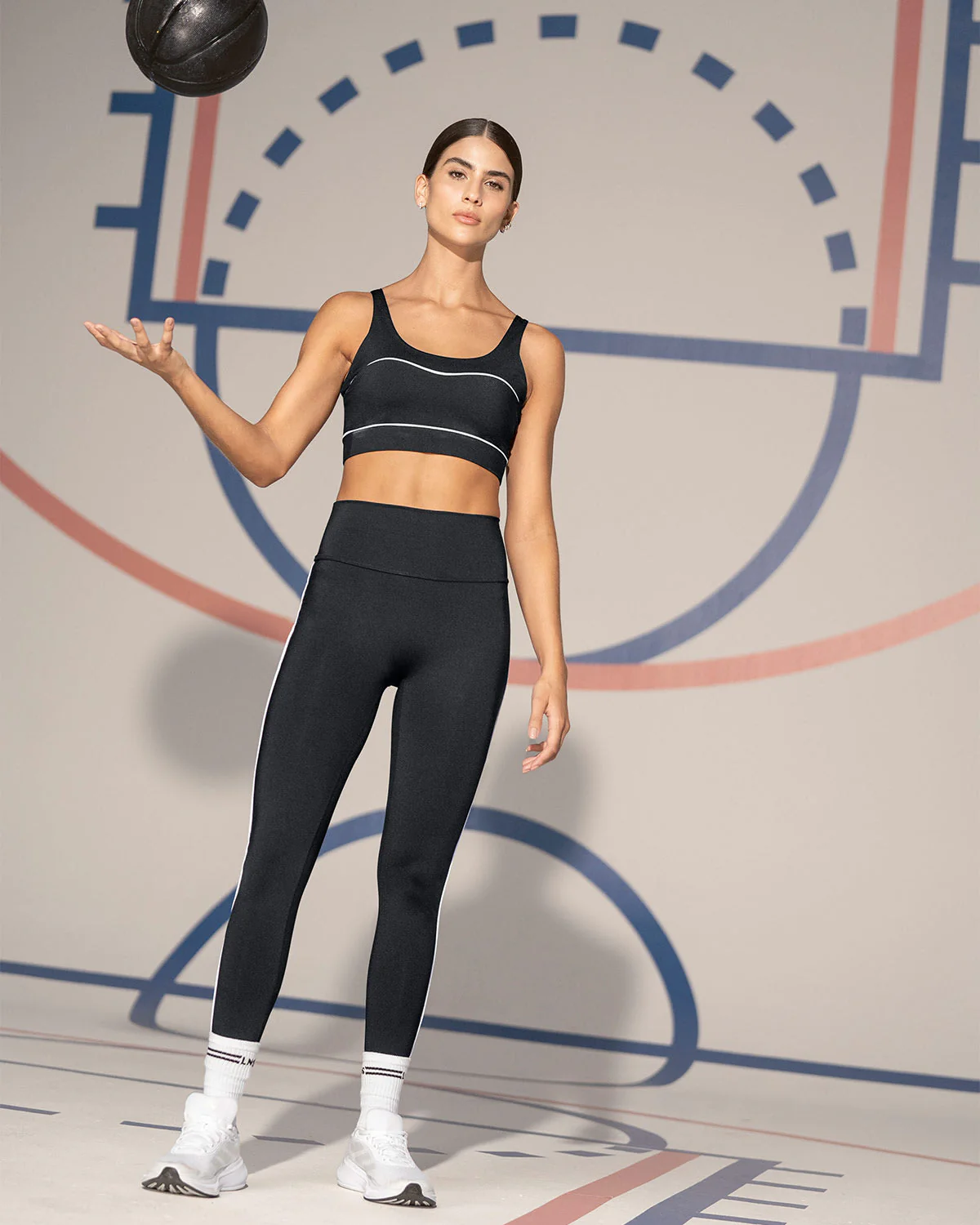 Legging deportivo de compresión con doble capa de tela en pretina - Image 11