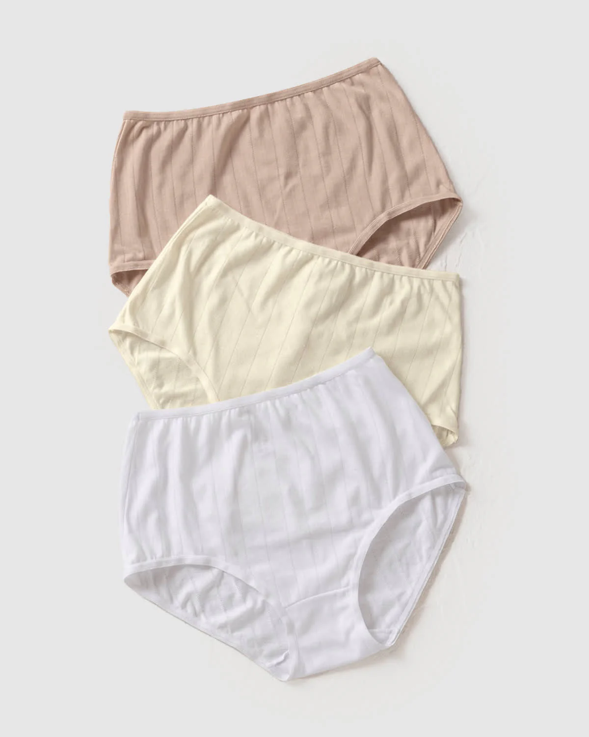 Paquete x 3 bragas clásicas con excelente cubrimiento