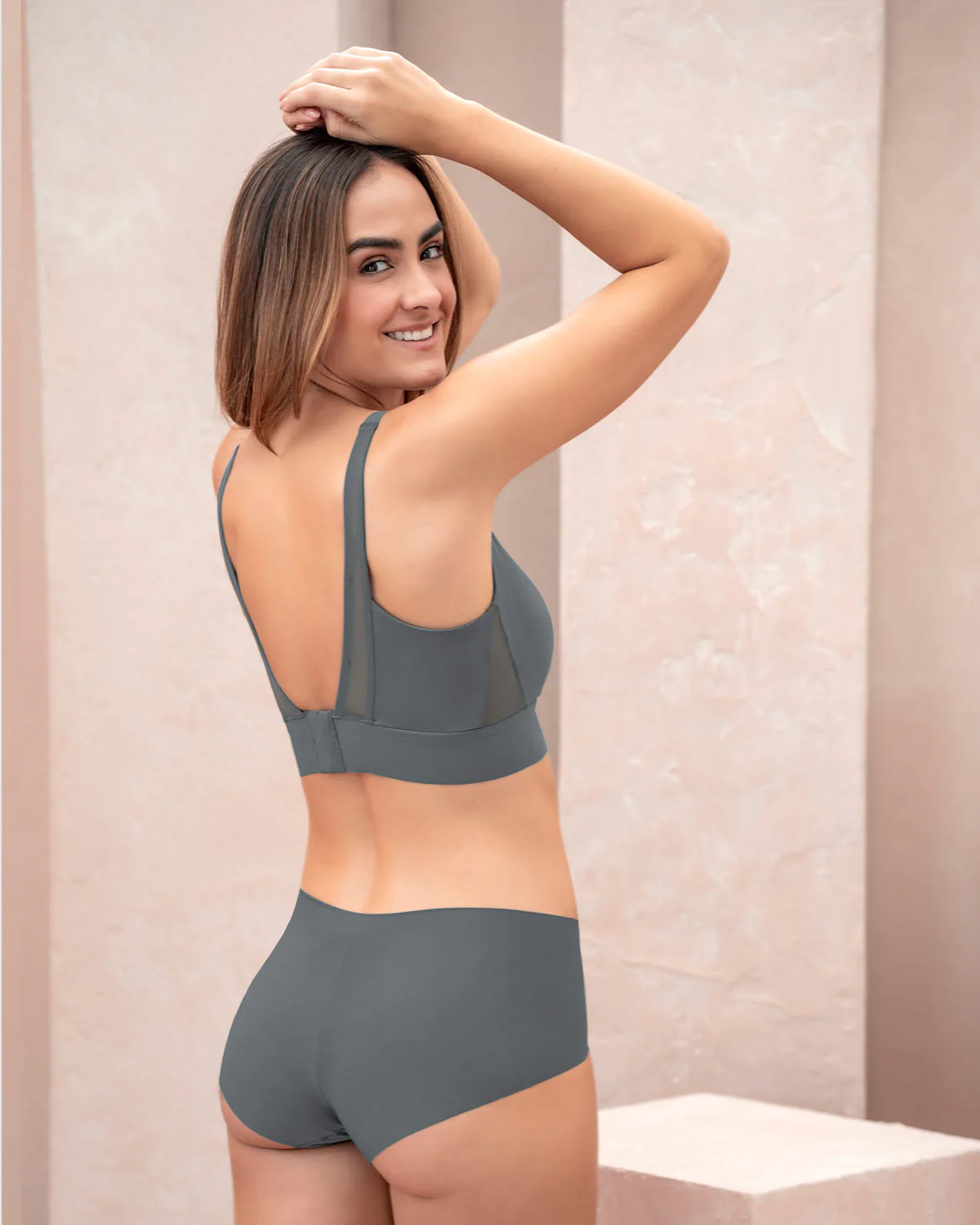 Sujetador tipo top de copas extraíbles totalmente cómodo y liviano Flexi Brastop - Image 19