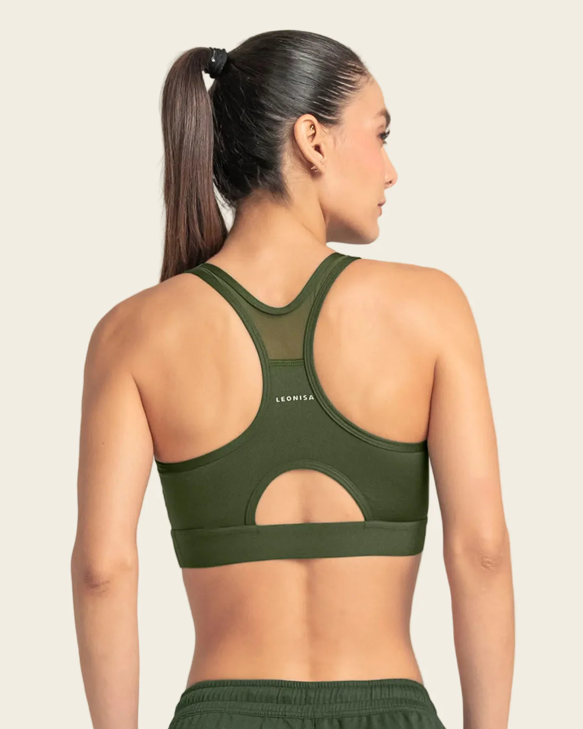 Top deportivo con espalda atlética en material de secado rápido - Image 7