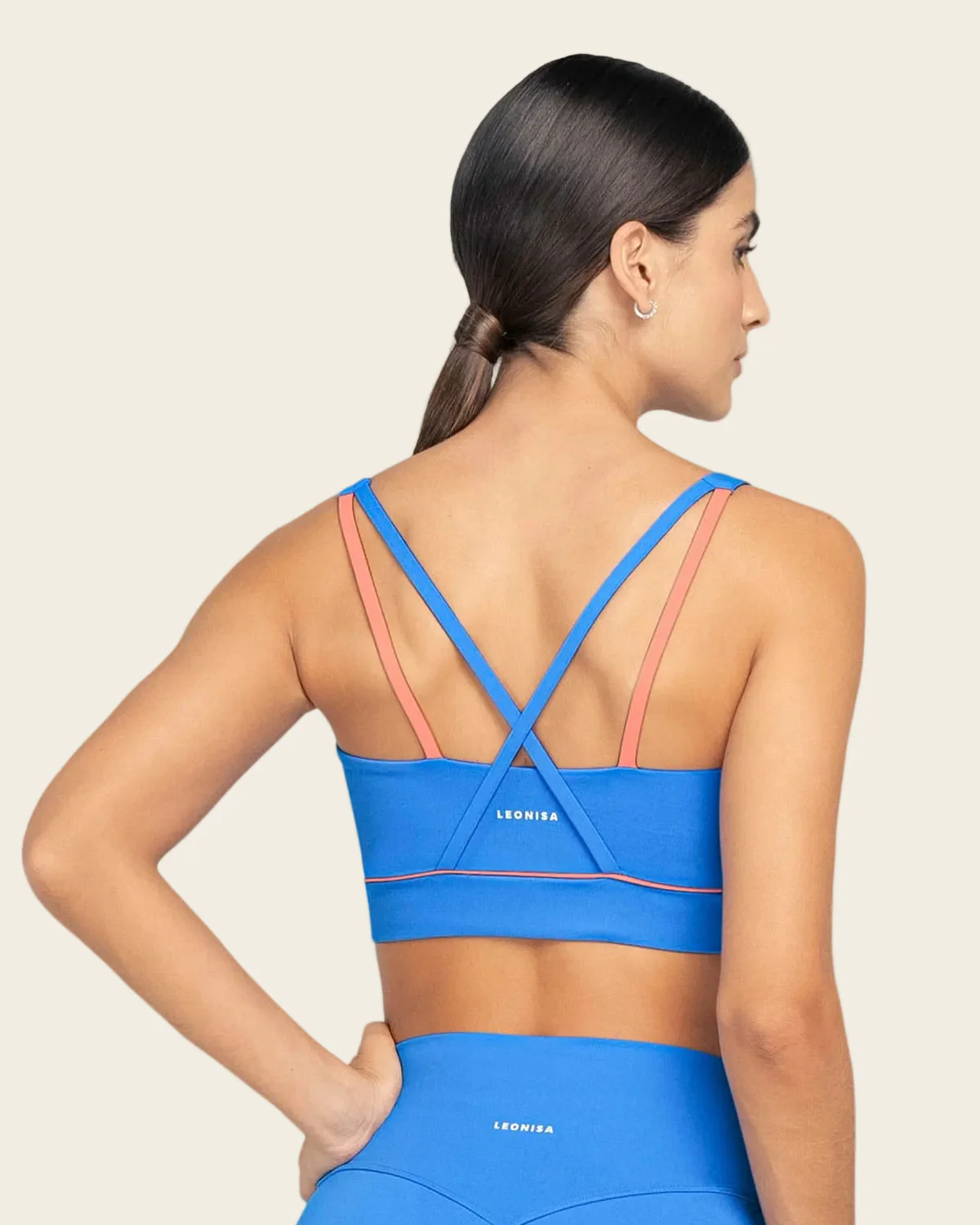 Top deportivo con tirantes dobles en espalda - Image 20