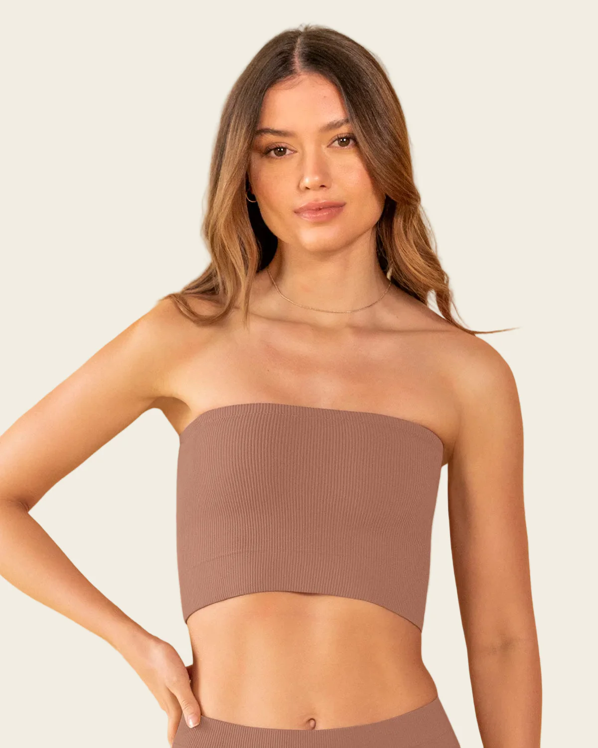 Top sin tirantes sin costuras - Image 4